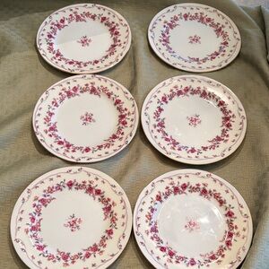 Set of 6 Pink Floral Dinner Plates - Elegant Rose Wreath Pattern